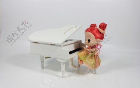 钢琴音乐盒图片