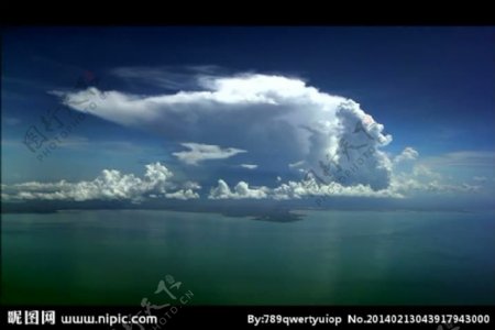 海上云彩背景视频素材