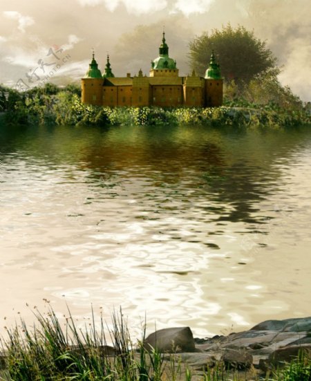 湖岸边的古堡图片
