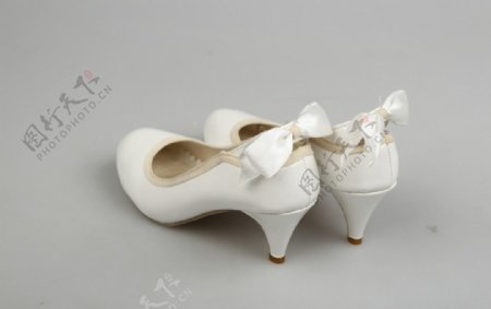 婚礼鞋图片