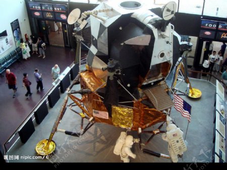 华盛顿航天博物馆登月车图片