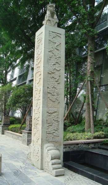 石雕柱图片