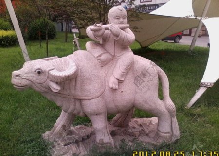 牧童石雕像图片