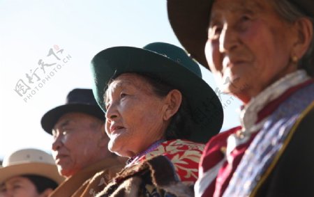 蒙古族老人图片