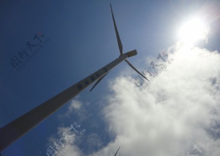 汕头南澳风力发电车图片
