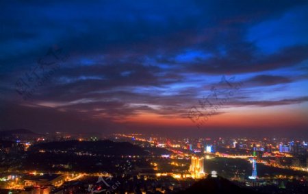 泉城夜景图片