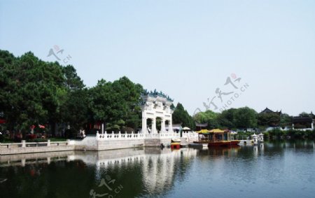 上海淀山湖图片
