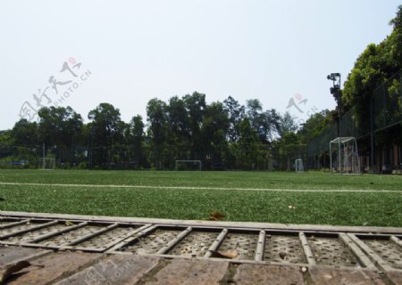 广州红砖厂建筑运动足球图片