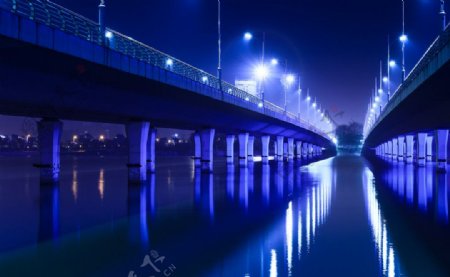 扬州明月湖大桥图片