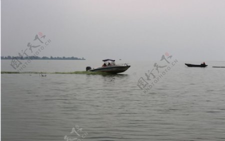 滇池游艇图片