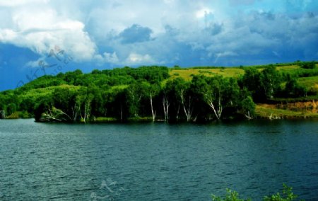 木兰湖水图片