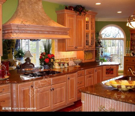 豪华实木古典风格厨房厨房图片