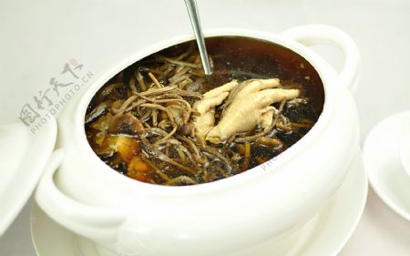 茶树菇炖龙骨图片