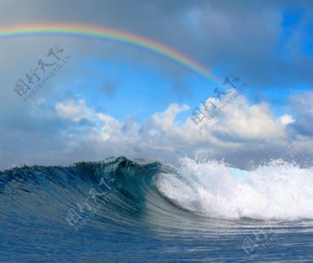 海浪彩虹图片