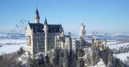城堡雪景阳光图片
