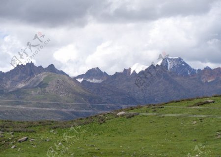 西藏雪山图片