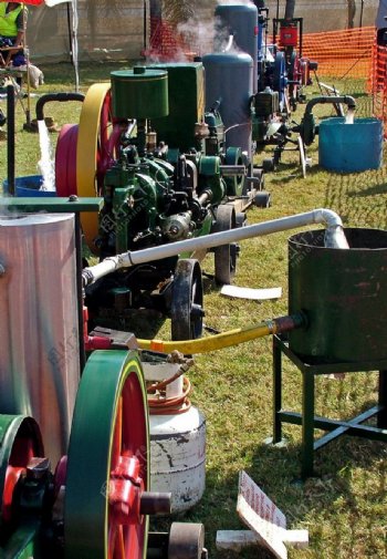 农用水泵灌溉图片