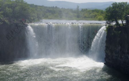 镜泊湖瀑布图片