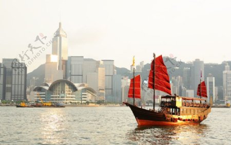 香港维港古船图片