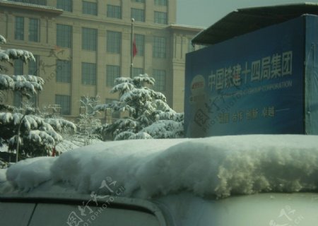 城市雪景图片