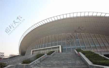 禹州体育馆侧面图片
