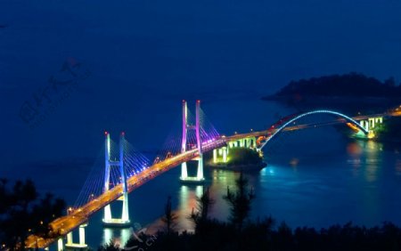 桥梁夜景鉴赏图片
