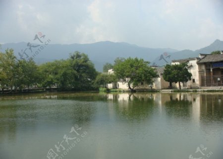 安徽宏村湖边风景图片
