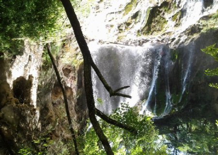 九寨沟的瀑布图片