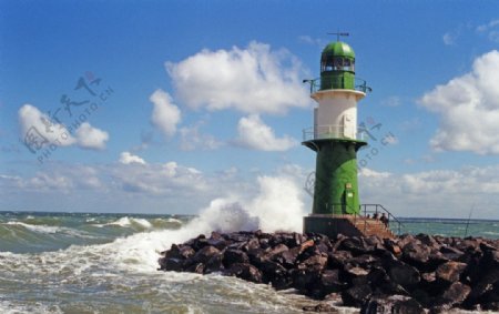 海边灯塔图片