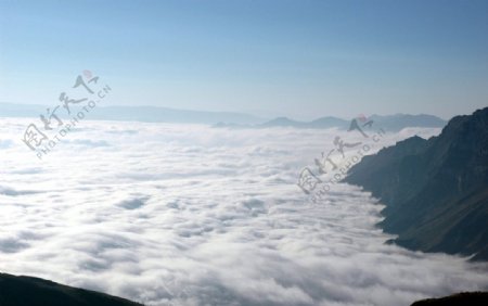 云雾山中图片