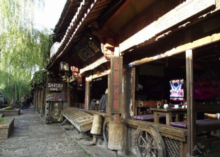 丽江酒吧图片