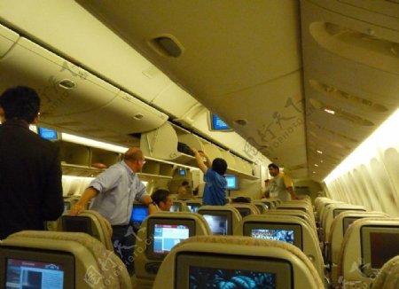 波音777型远程客机客舱图片