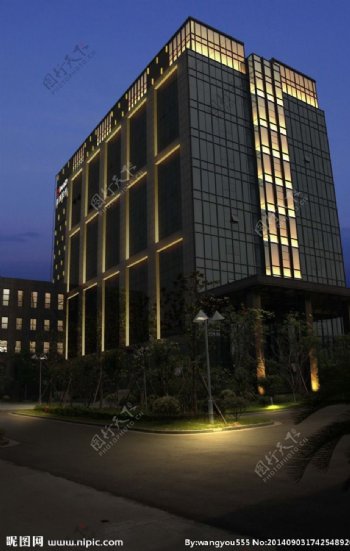 办公楼夜景图片