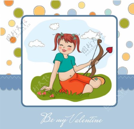 草地上拿着爱心弓箭的小女孩图片