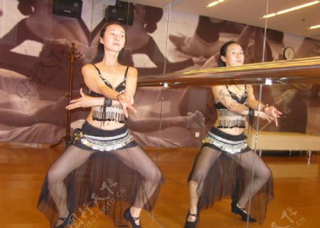梅丽娜舞蹈练功房写真图片