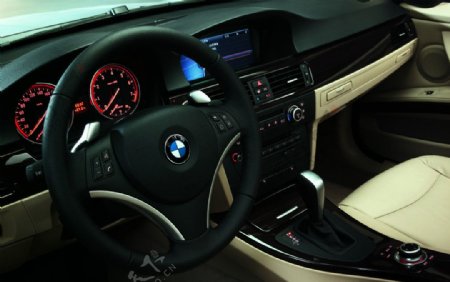 新BMW3系轿车内饰图片