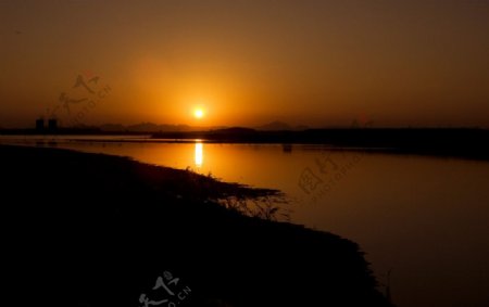 潮夕湖夕照图片