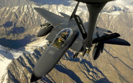 F15空中加油图片