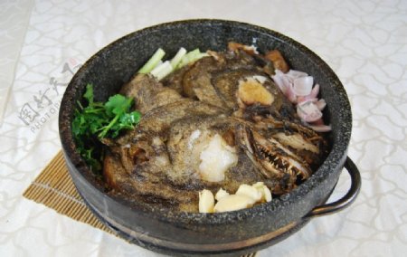 干锅鲽鱼头图片