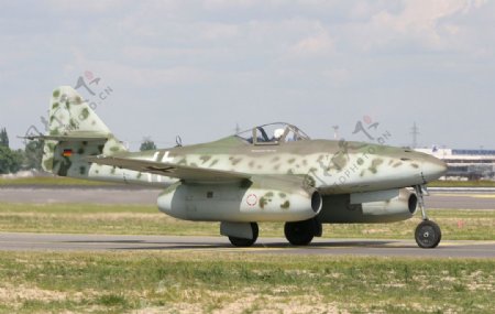 ME262战斗机图片