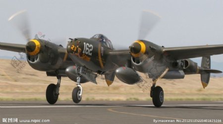 P38战斗机图片