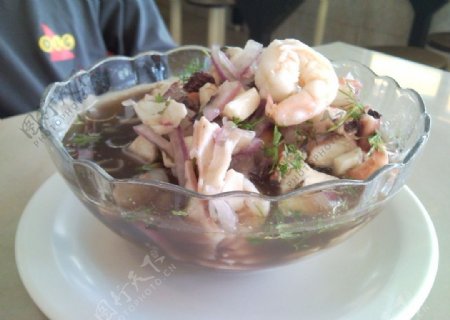 大虾海鲜凉酸汤图片