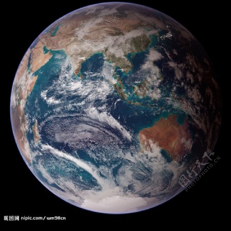 太空中的地球东图片