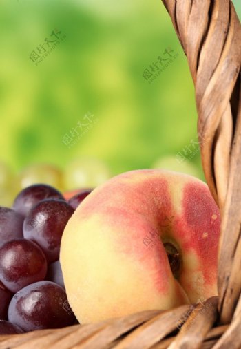 桃子葡萄图片