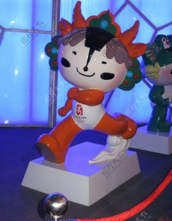 世博会上的奥运吉祥物图片
