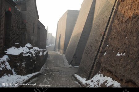 平遥古城雪景图片