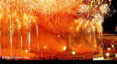 天安门广场焰火表演图片