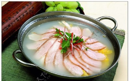 锅仔酸菜白肉图片