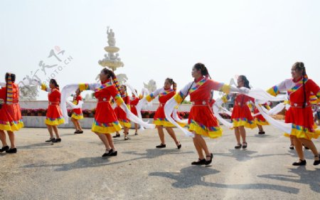 少数民族舞蹈图片