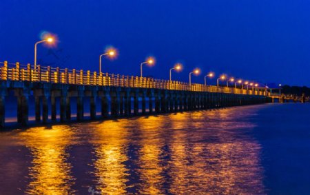 黄昏海景大桥图片